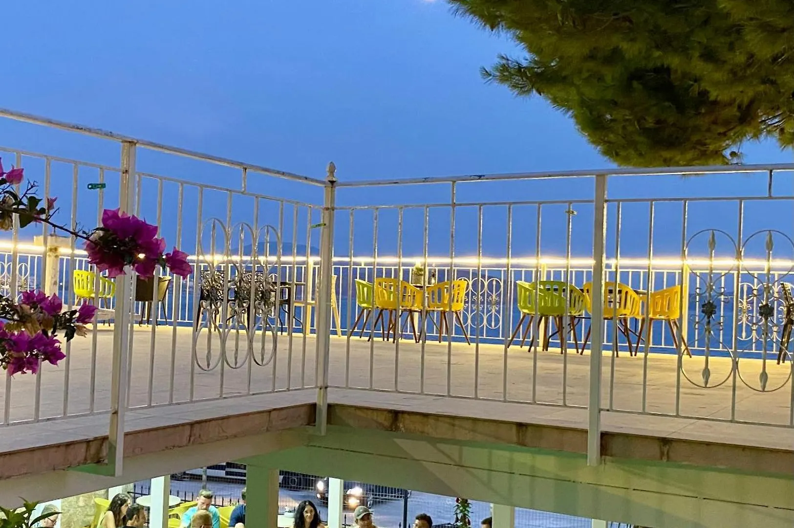 Kalemi'S Beachside Hotel Sarande