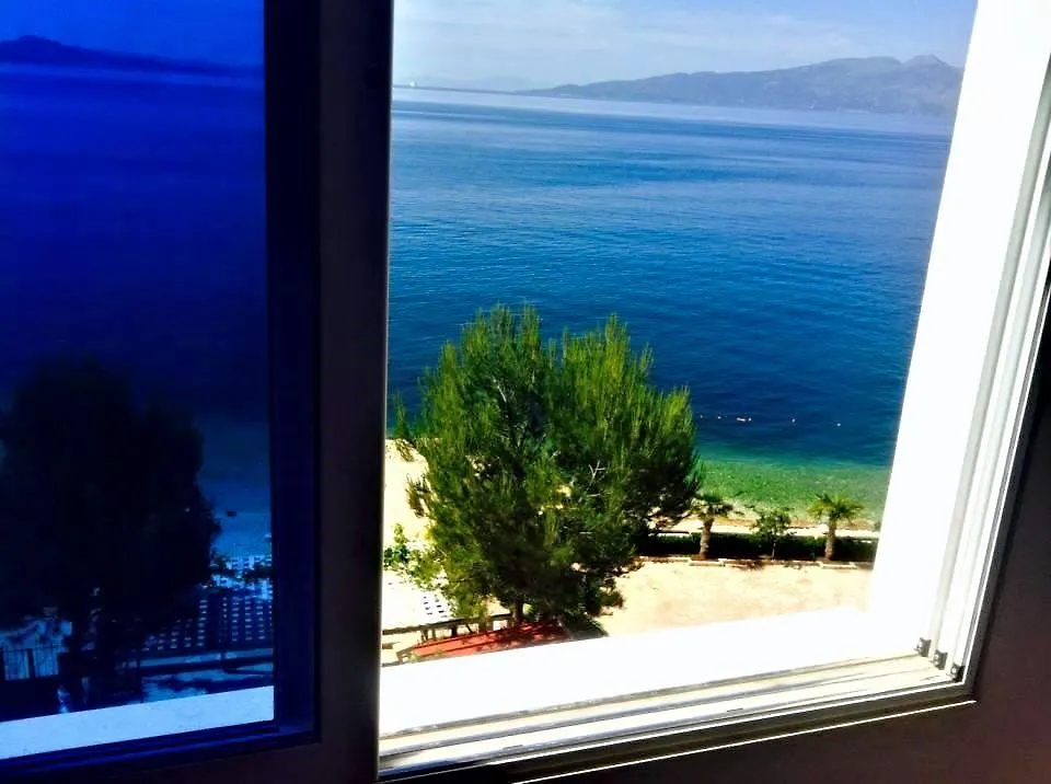 Kalemi'S Beachside Hotel Sarande Albania
